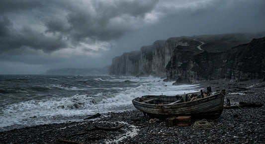 Les falaises normandes au crépuscule — le paysage qui a façonné toute l'œuvre de Maupassant