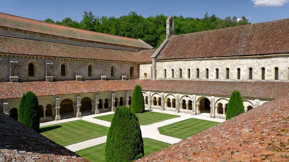 L'Âme de tout apostolat de Dom Chautard : le secret de la vie intérieure face à l'activisme moderne