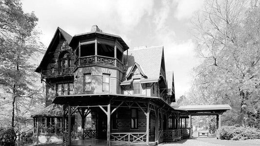 Mark Twain's Two Souls: How His Shifting Style Revealed the Man Behind the Mask