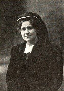 Colette Yver